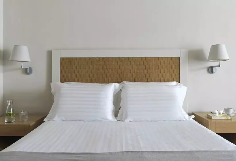 اتاق استاندارد با چشم‌انداز, Kontokali Bay Resort & Spa