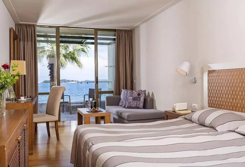 اتاق استاندارد با چشم‌انداز دریا, Kontokali Bay Resort & Spa