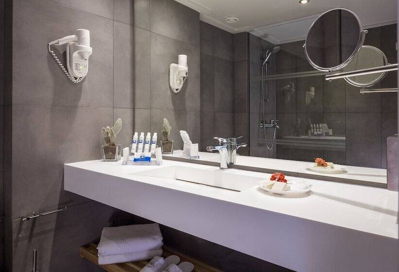 Номер Стандарт Вид на Море, Kontokali Bay Resort & Spa