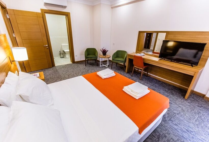 חדר סטנדרט, Club Marma