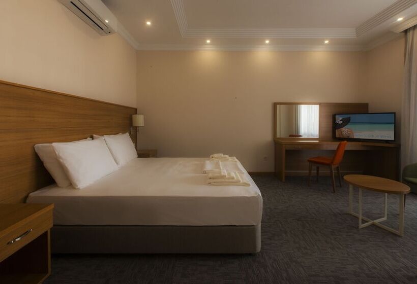 חדר סטנדרט, Club Marma