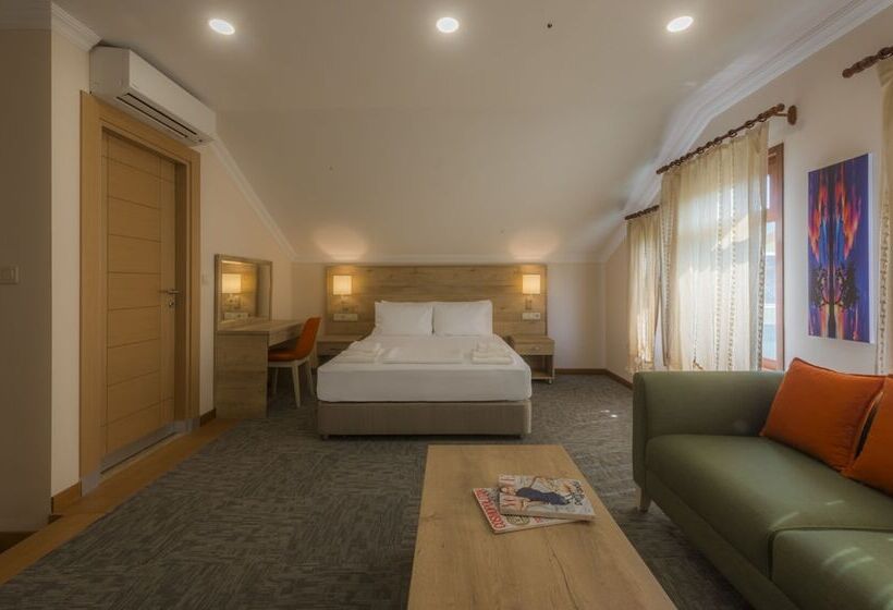 סוויטת דופלקס, Club Marma