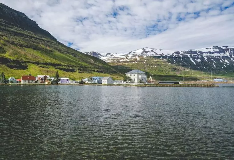 اتاق استاندارد سه نفره, Snæfell Hotel By Aldan