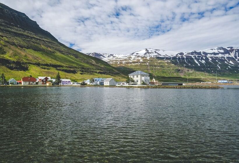 اتاق سوپریور سه تخته, Snæfell Hotel By Aldan