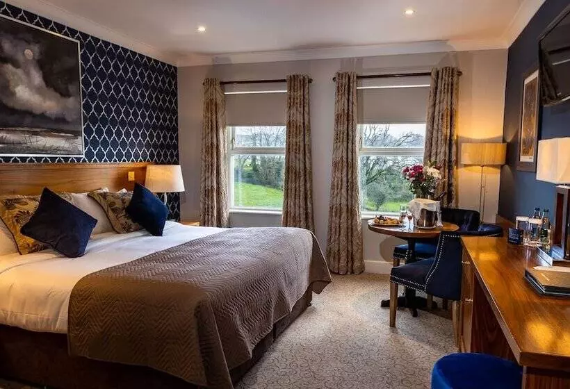 Standard-huone, The Lakeside Hotel & Leisure Centre