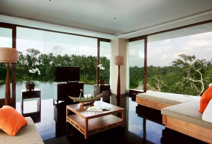 ویلای 3 خوابه با استخر, Kamandalu Ubud