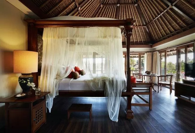 کلبه ییلاقی, Kamandalu Ubud