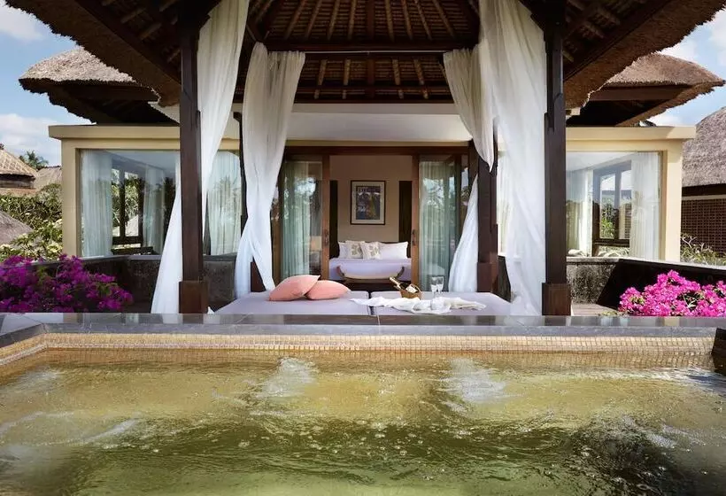 ویلای 3 خوابه با استخر, Kamandalu Ubud