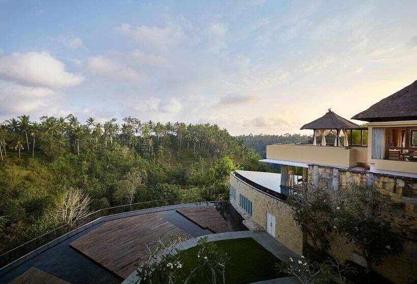 三卧室泳池别墅, Kamandalu Ubud
