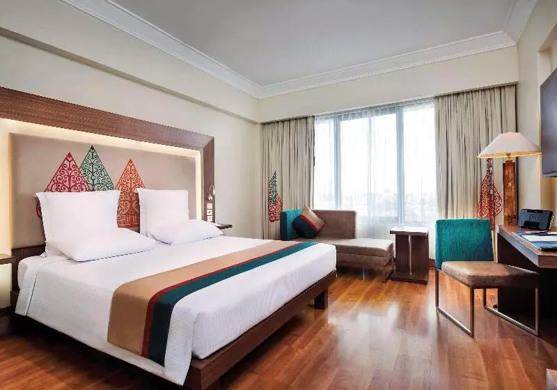 Quarto executivo, Novotel Solo