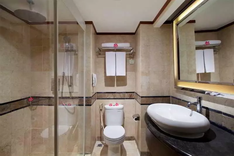 Quarto executivo, Novotel Solo