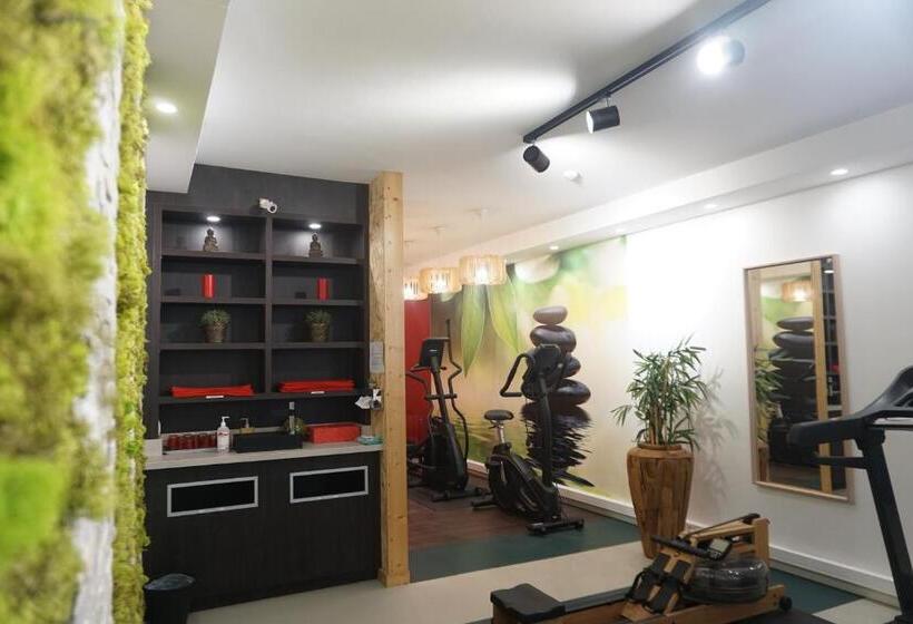 חדר סטנדרט עם נוף, Ambassadeur Hotel   Cherbourg Port De Plaisance