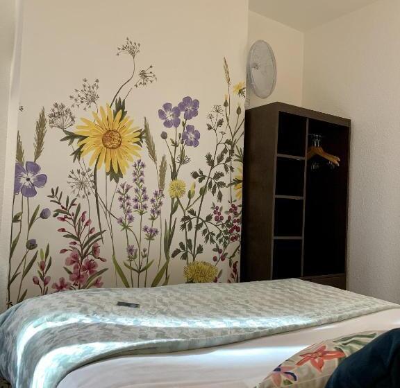 חדר קומפורט, Ambassadeur Hotel   Cherbourg Port De Plaisance