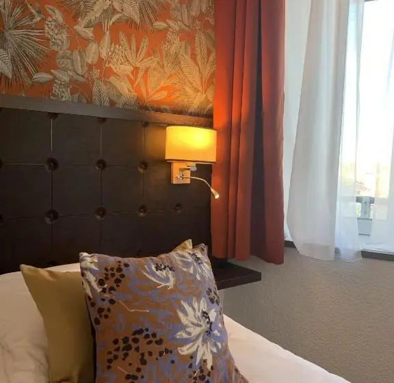 景色の見えるスーペリアルーム, Ambassadeur Hotel   Cherbourg Port De Plaisance