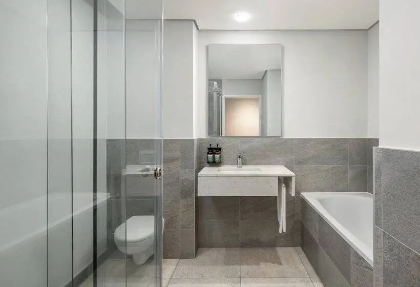 اتاق استاندارد, Crowne Plaza   Dar Es Salaam, An Ihg