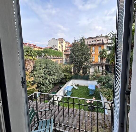 带按摩浴盆的套房, Aspromonte