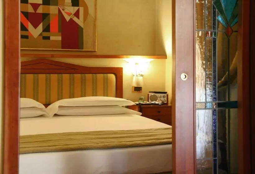 Perhehuone, Best Western Hotel Artdeco