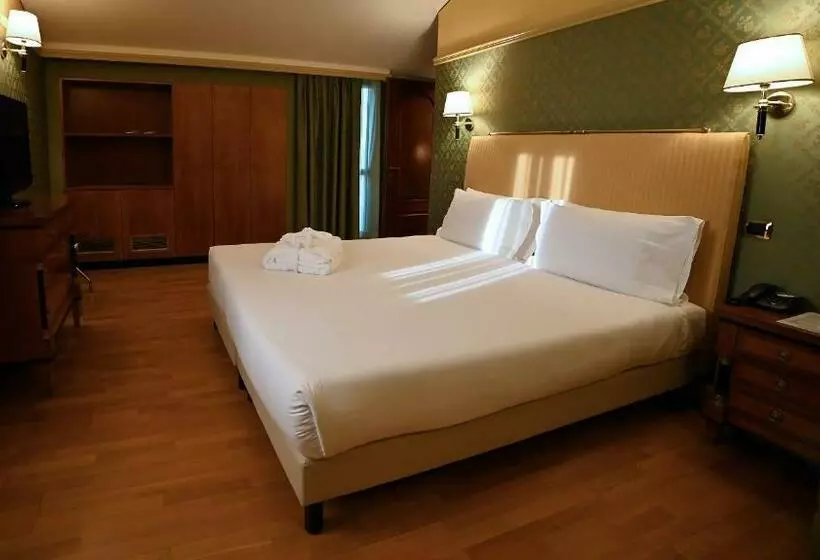 デラックススイート, Best Western Grand Hotel Guinigi