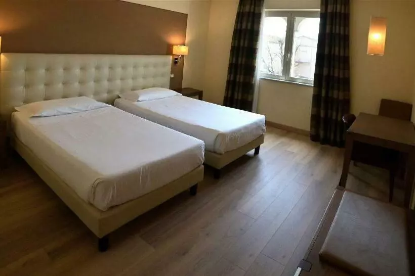 スタンダードルーム, Best Western Grand Hotel Guinigi