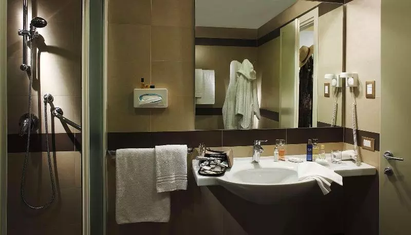 スタンダードルーム, Best Western Grand Hotel Guinigi