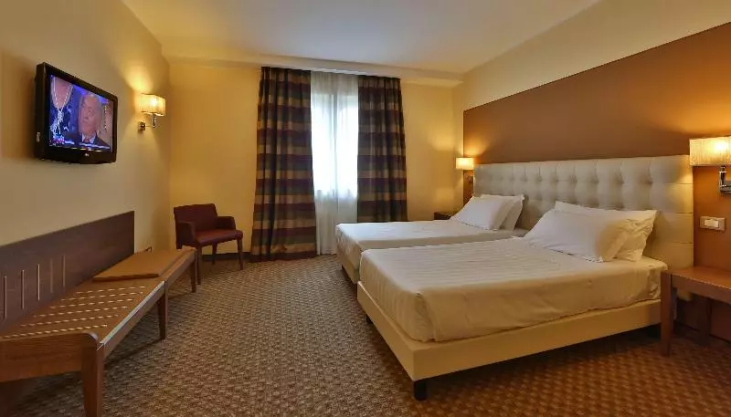 スタンダードルーム, Best Western Grand Hotel Guinigi