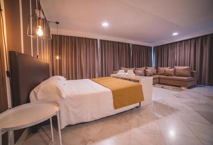 جناح مطلّ علي البحر, Continental