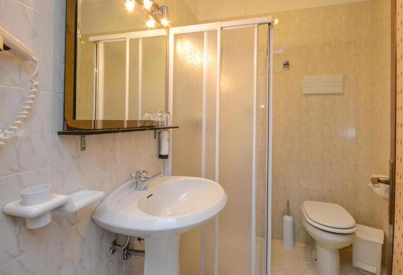 Номер Стандарт, Oliveto