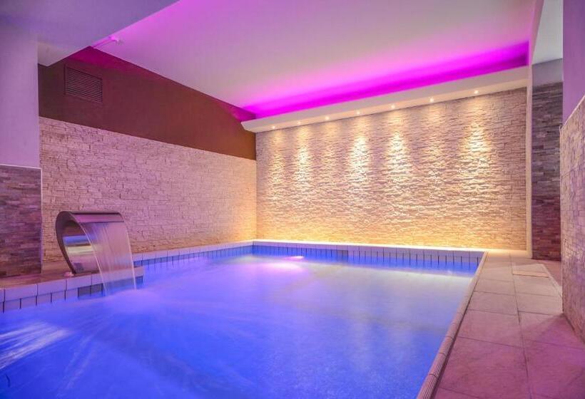 Четырехместный Номер Стандарт, Oliveto