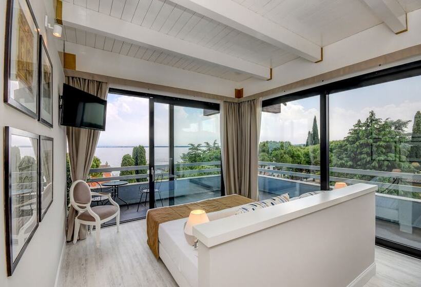 Номер Deluxe Вид на Озеро, Oliveto