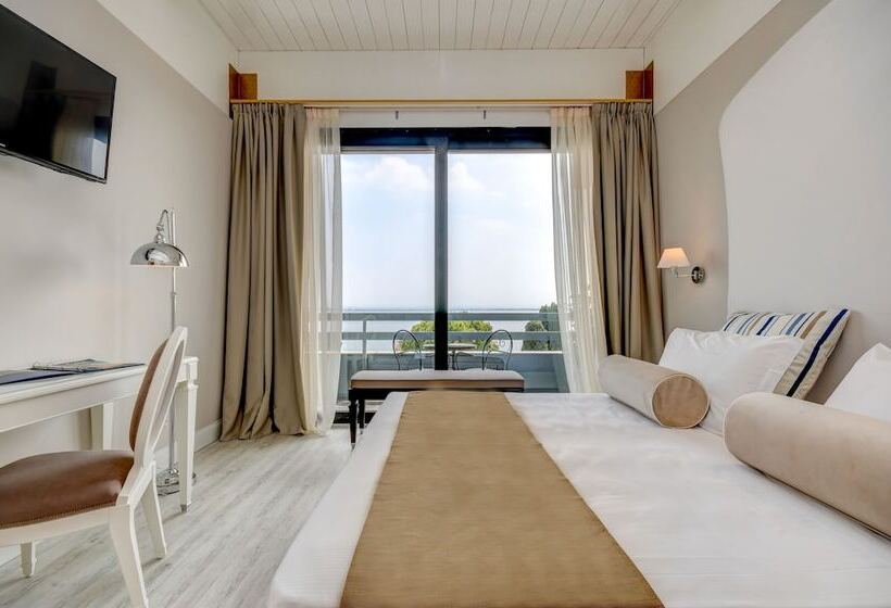 Номер Deluxe Вид на Озеро, Oliveto