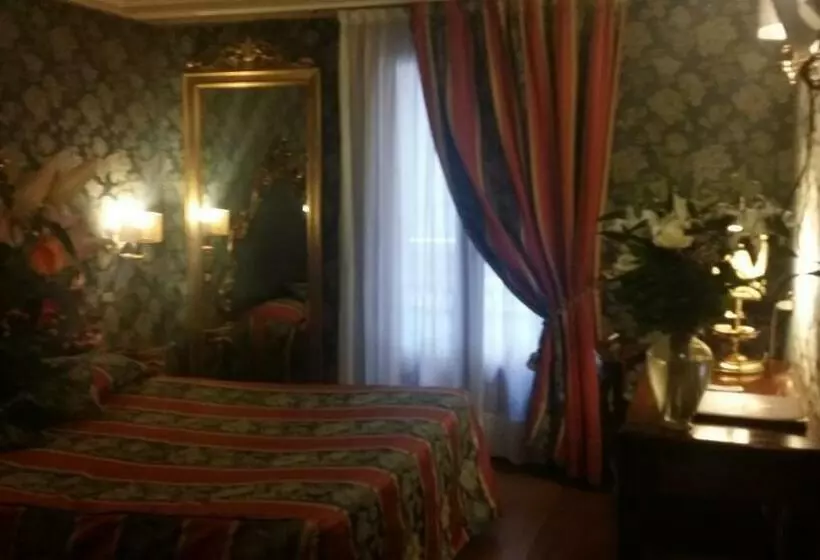 اتاق سوپریور, Royal San Marco