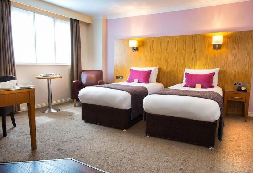 스탠다드 룸, Skeffington Arms