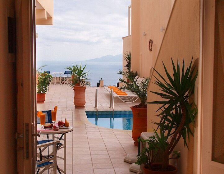 غرفة قياسية, Reverie Santorini