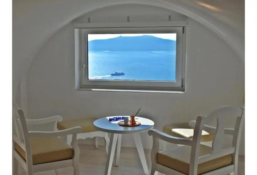景色の見えるスイートルーム, Reverie Santorini