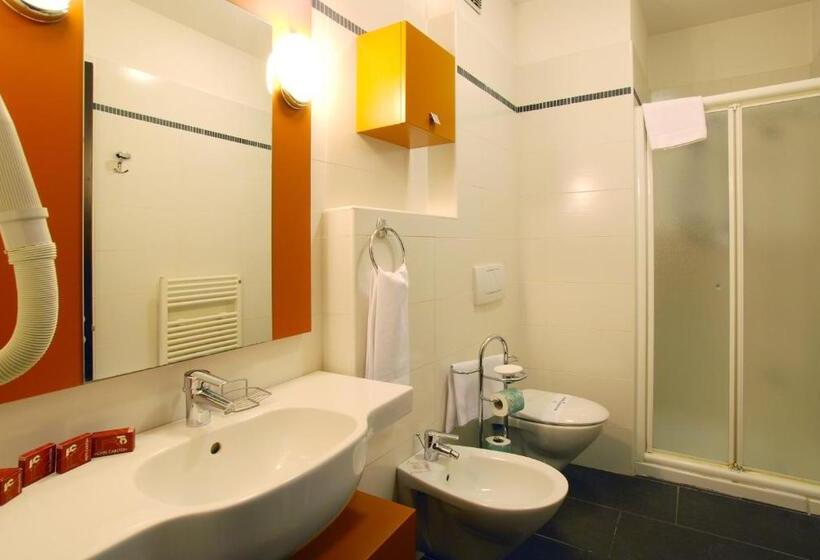 آپارتمان 1 خوابه, Carlton