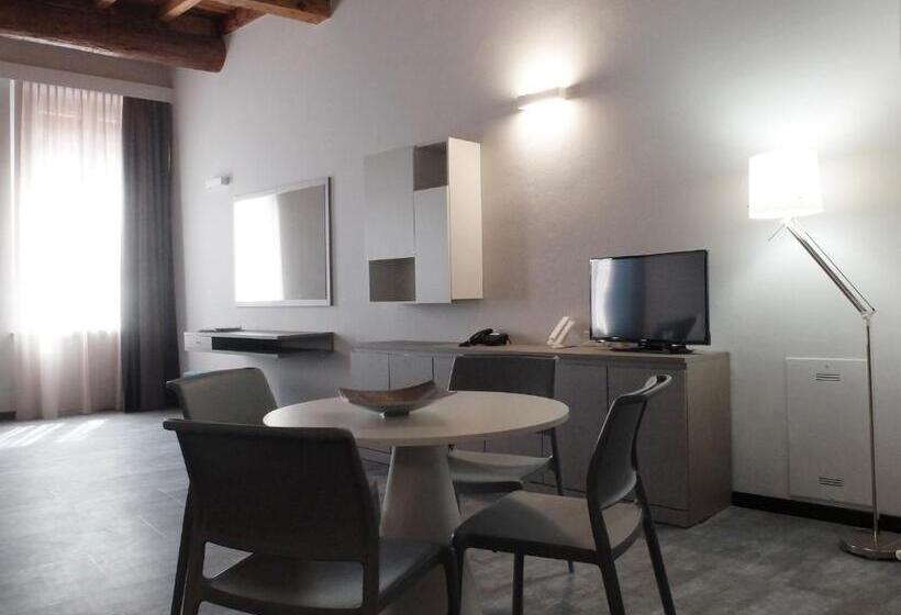 آپارتمان 1 خوابه, Carlton