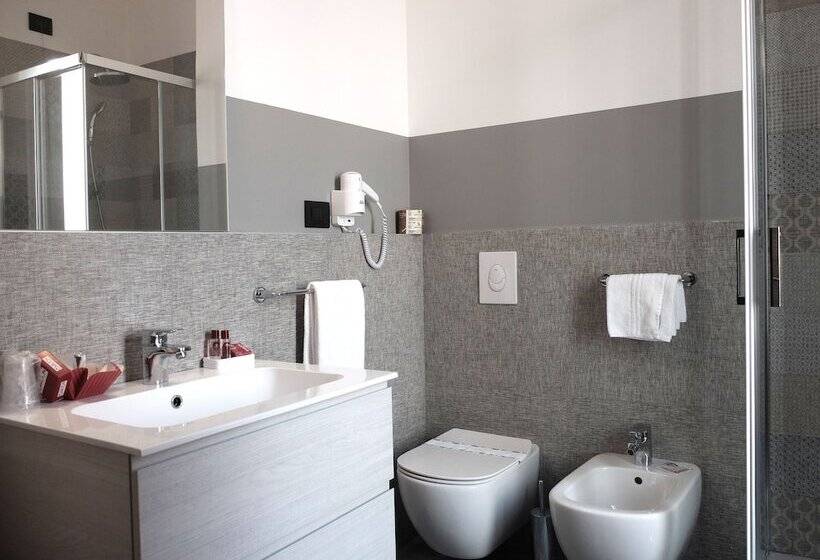 استودیوی استاندارد, Carlton