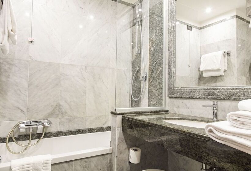 اتاق استاندارد, Giolli Nazionale