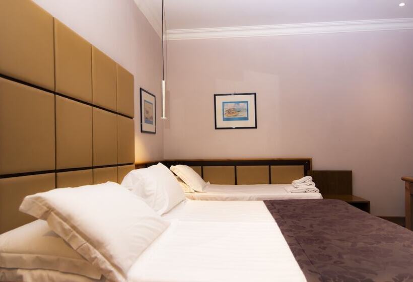 اتاق استاندارد سه نفره, Giolli Nazionale