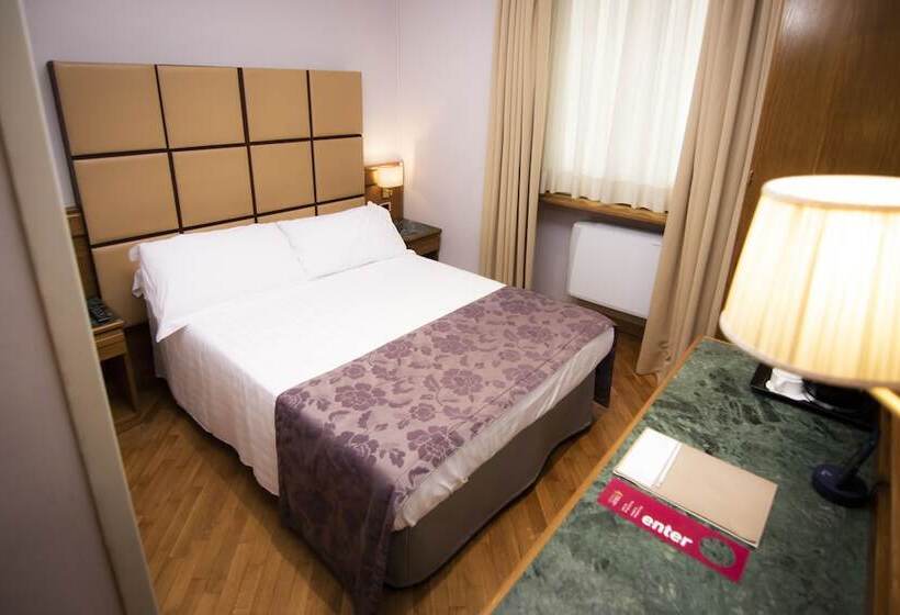 اتاق عادی, Giolli Nazionale