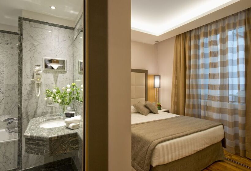 اتاق لوکس با چشمانداز شهر, Giolli Nazionale