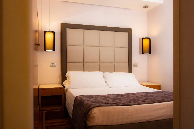 اتاق اکونومی, Giolli Nazionale