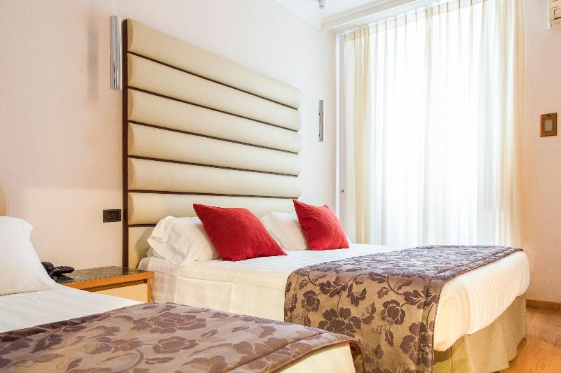 اتاق استاندارد سه نفره, Giolli Nazionale