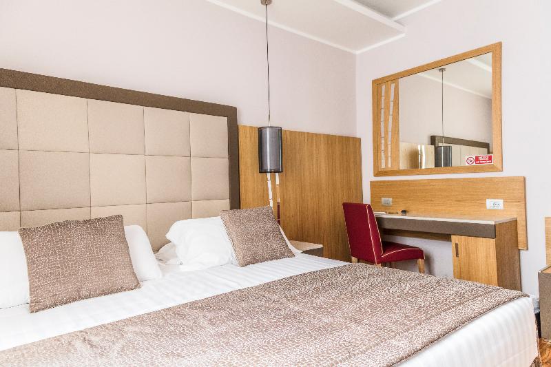 اتاق لوکس, Giolli Nazionale