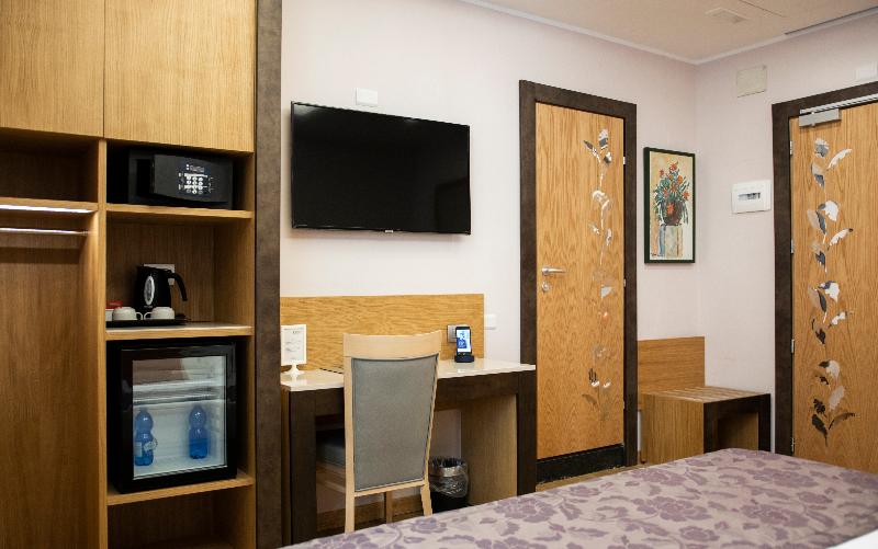 اتاق لوکس, Giolli Nazionale