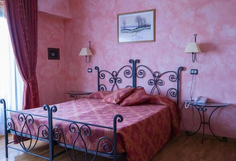 Chambre Supérieure, Internazionale