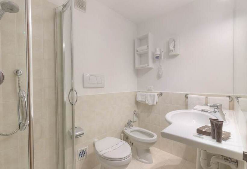 4인용 스탠다드 룸, Style Hotel Grifone