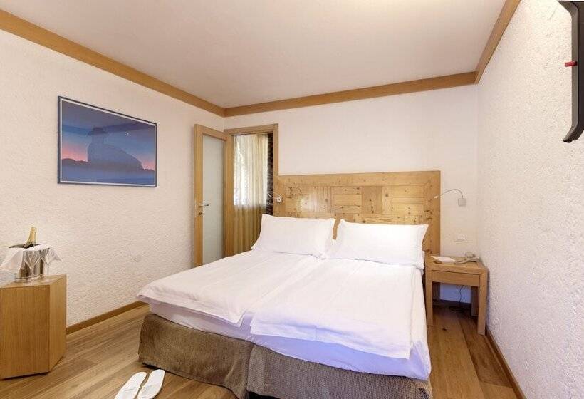 스탠다드 트리플 룸, Style Hotel Grifone