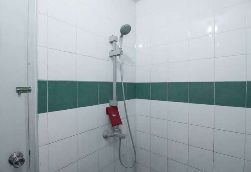 Номер Стандарт, Reddoorz @ Buah Batu 3