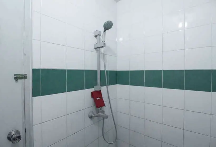 Standardzimmer, Reddoorz @ Buah Batu 3